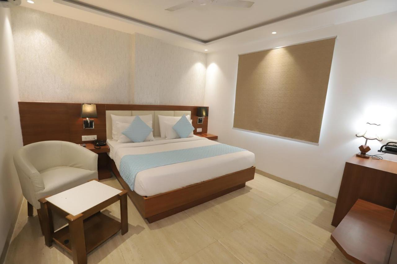 Nh Skye Suites Нью-Делі Екстер'єр фото