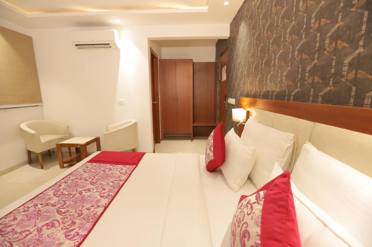 Nh Skye Suites Нью-Делі Екстер'єр фото