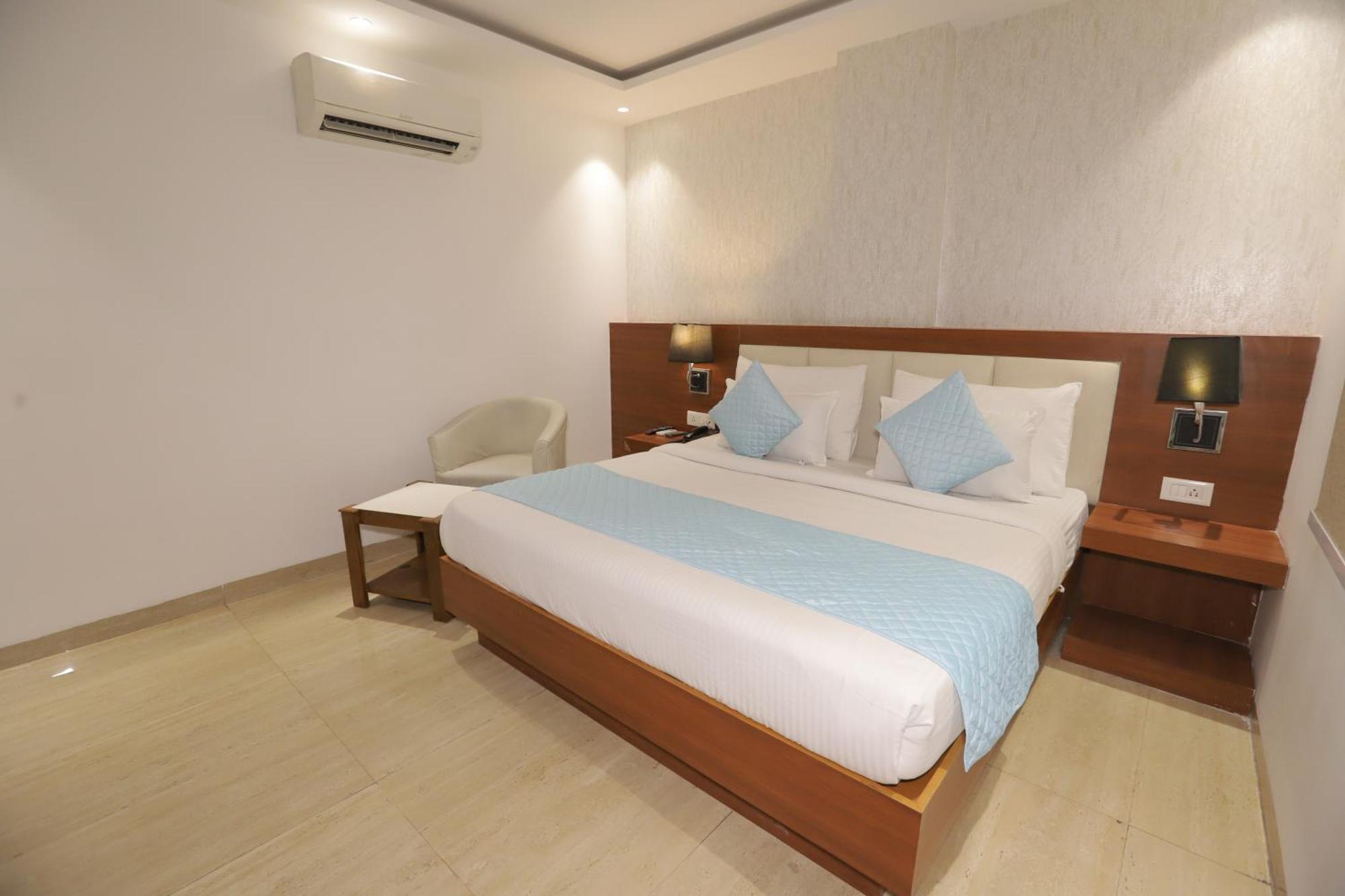 Nh Skye Suites Нью-Делі Екстер'єр фото